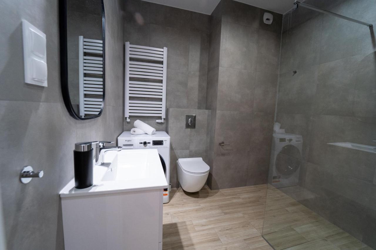 Panorama Capital Tito - 16 Pietro Apartment เชชูฟ ภายนอก รูปภาพ
