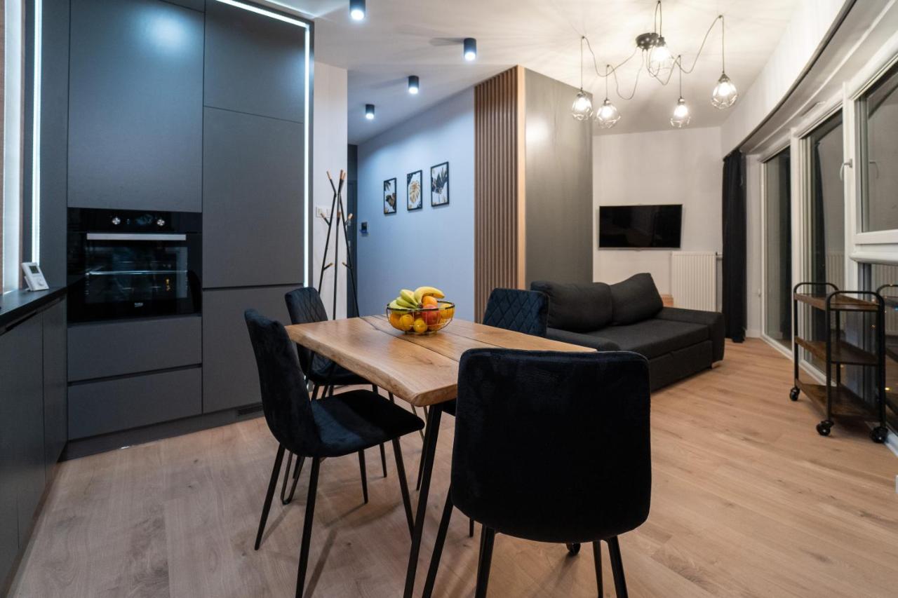 Panorama Capital Tito - 16 Pietro Apartment เชชูฟ ภายนอก รูปภาพ